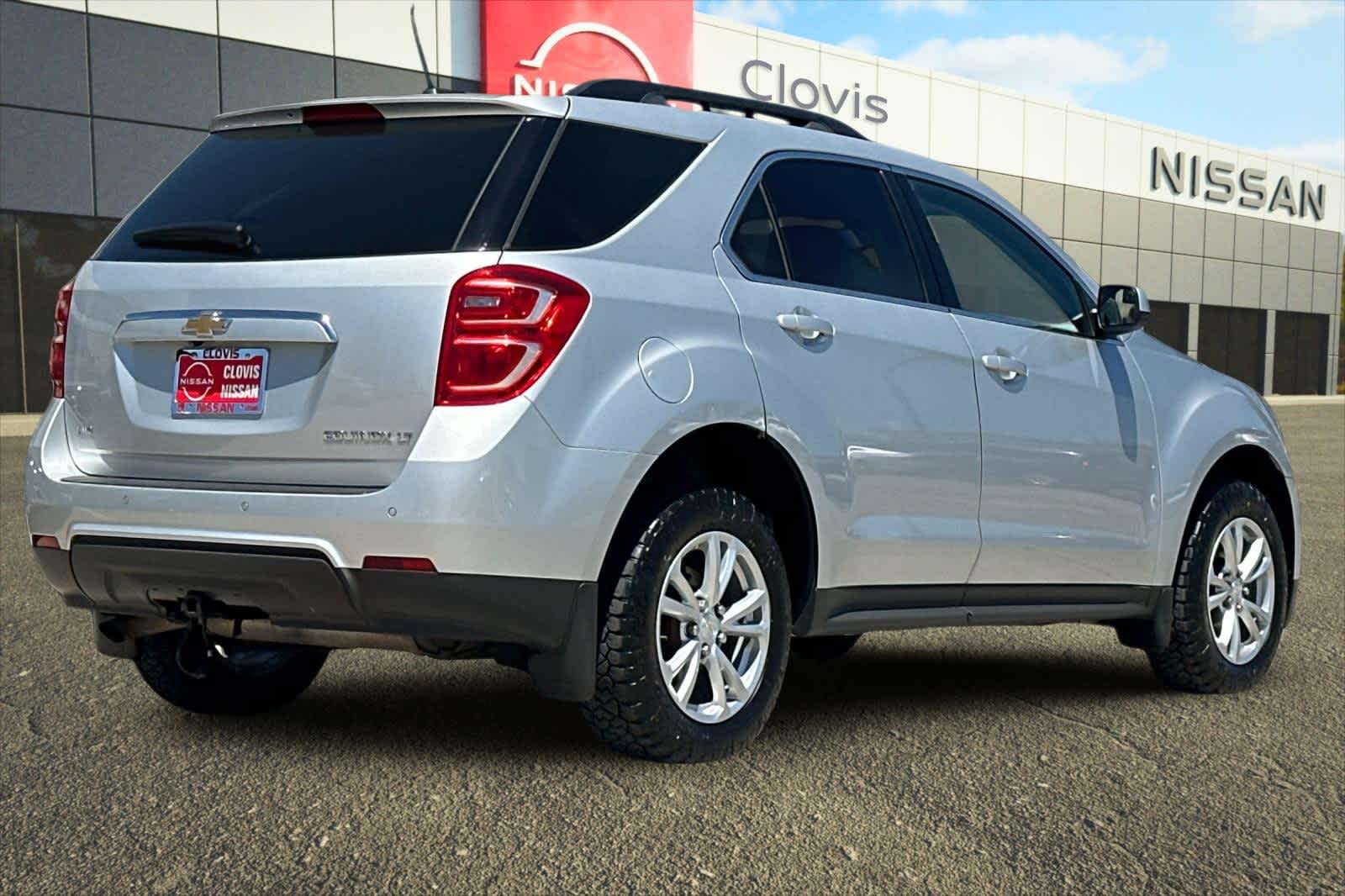 Thumbnail: 2016 Chevrolet Equinox - 3