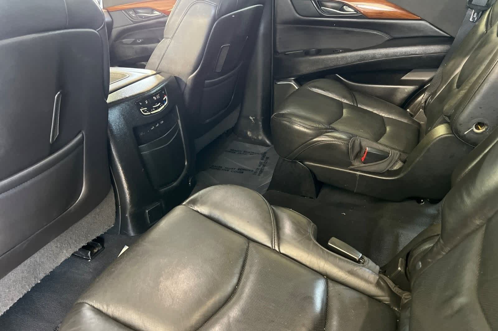 2018 Cadillac Escalade Luxury 5