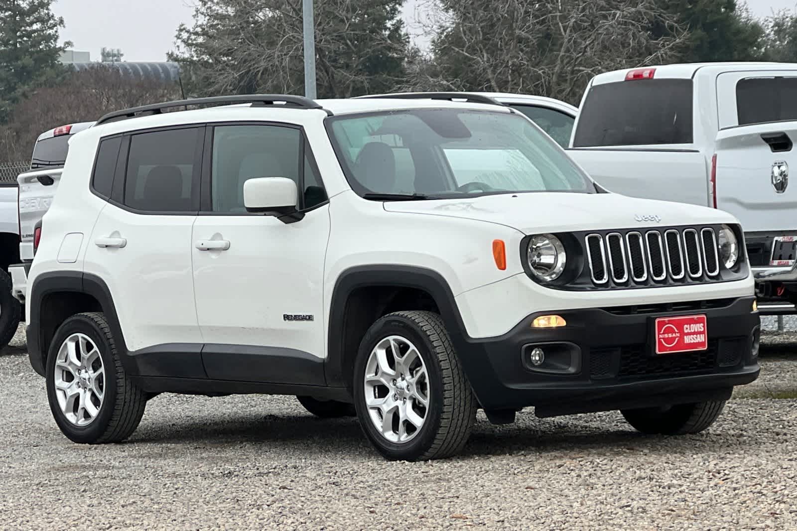 Thumbnail: 2018 Jeep Renegade - 10