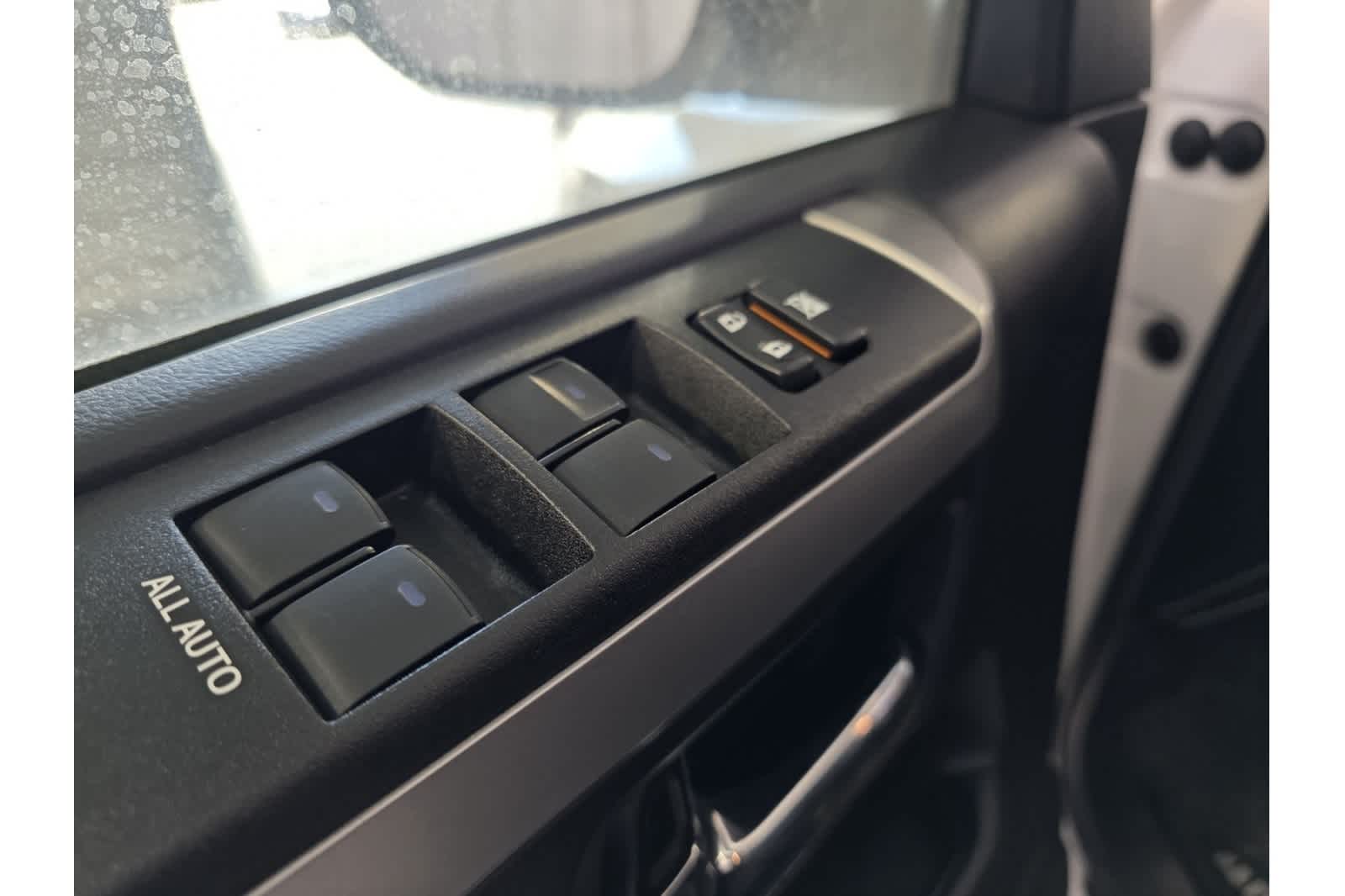 Thumbnail: 2021 Toyota 4Runner - 20