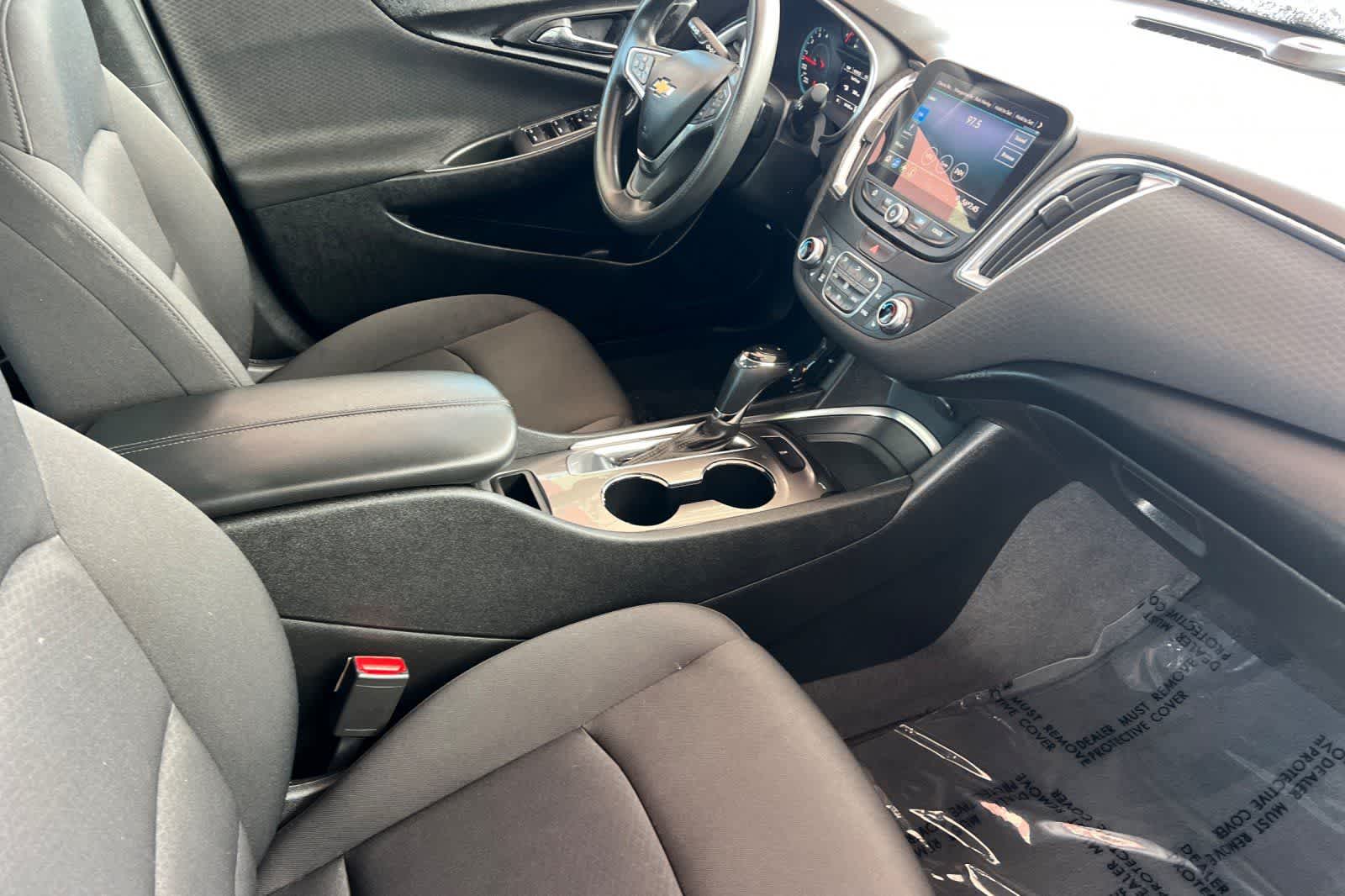 Thumbnail: 2019 Chevrolet Malibu - 17