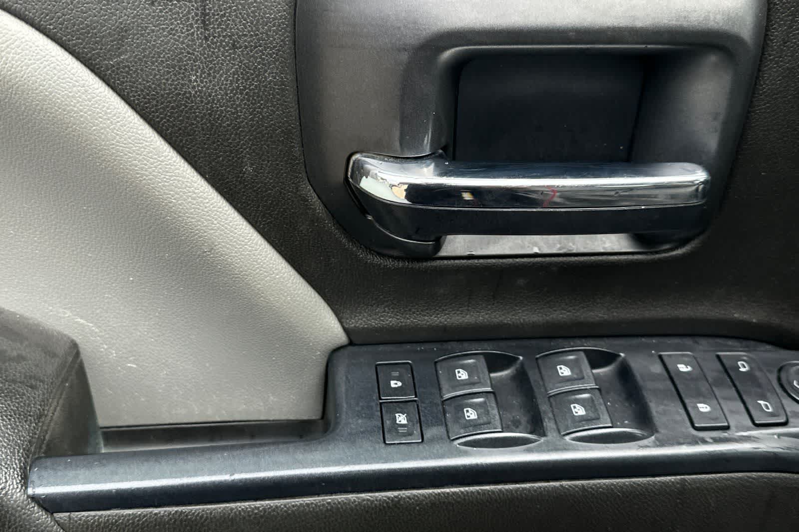Thumbnail: 2018 Chevrolet Silverado 1500 - 15