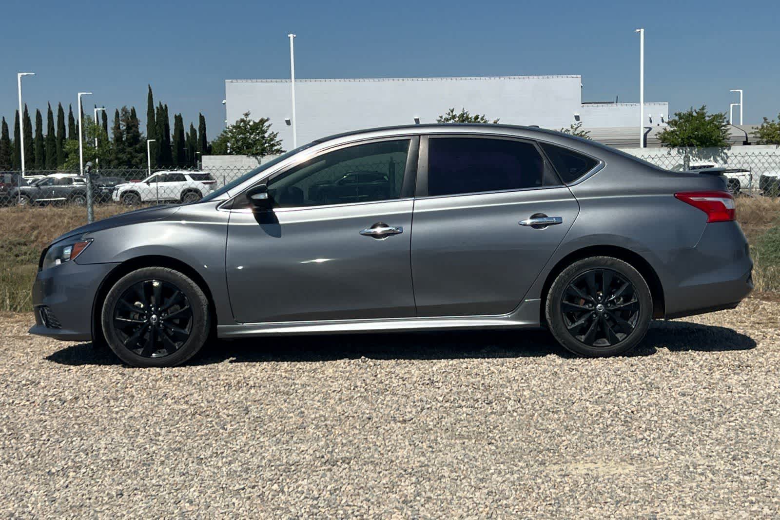 Thumbnail: 2018 Nissan Sentra - 6