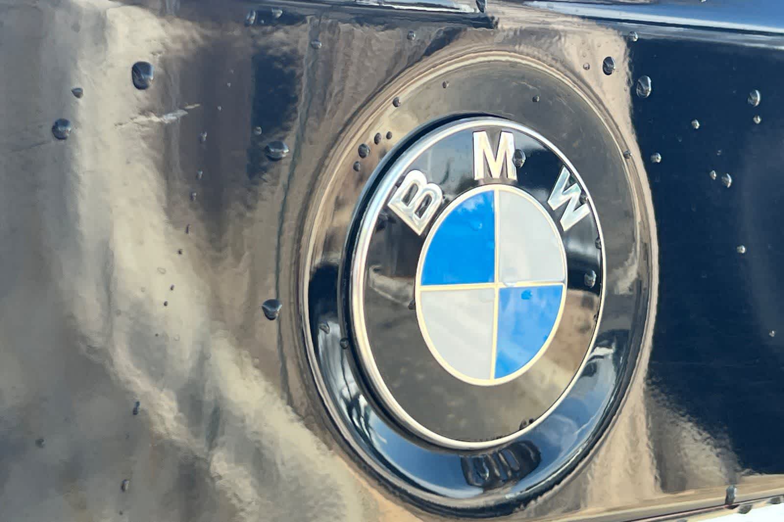 Thumbnail: 2016 BMW 3 Series - 17