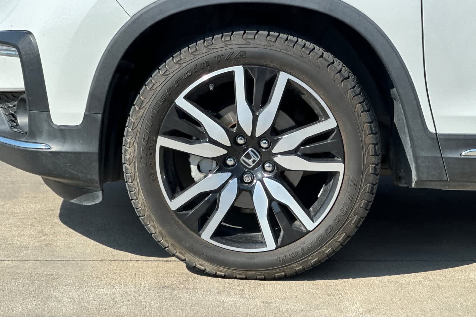 Thumbnail: 2022 Honda Pilot - 10