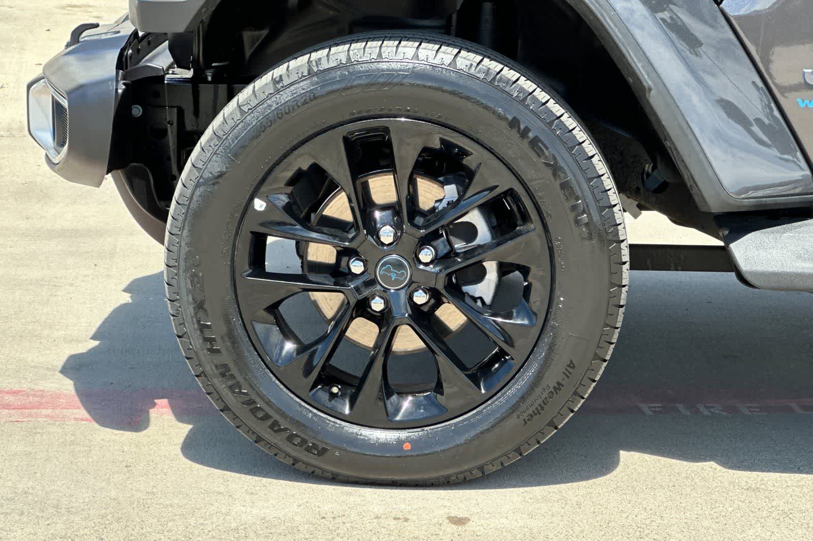Thumbnail: 2025 Jeep Wrangler - 35