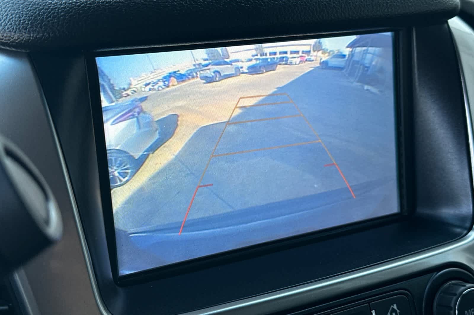 Thumbnail: 2019 Chevrolet Tahoe - 23