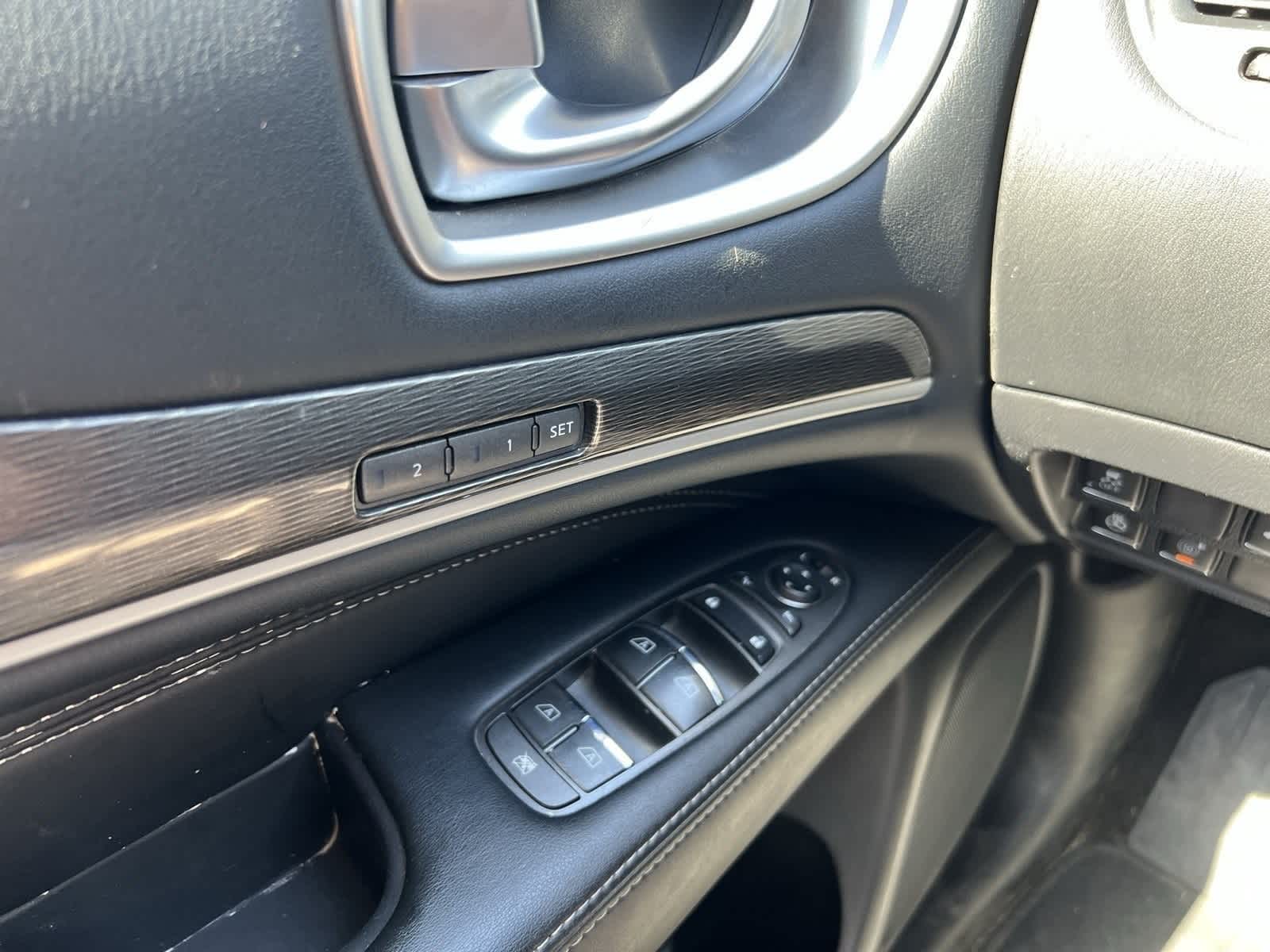 2017 INFINITI QX60  4
