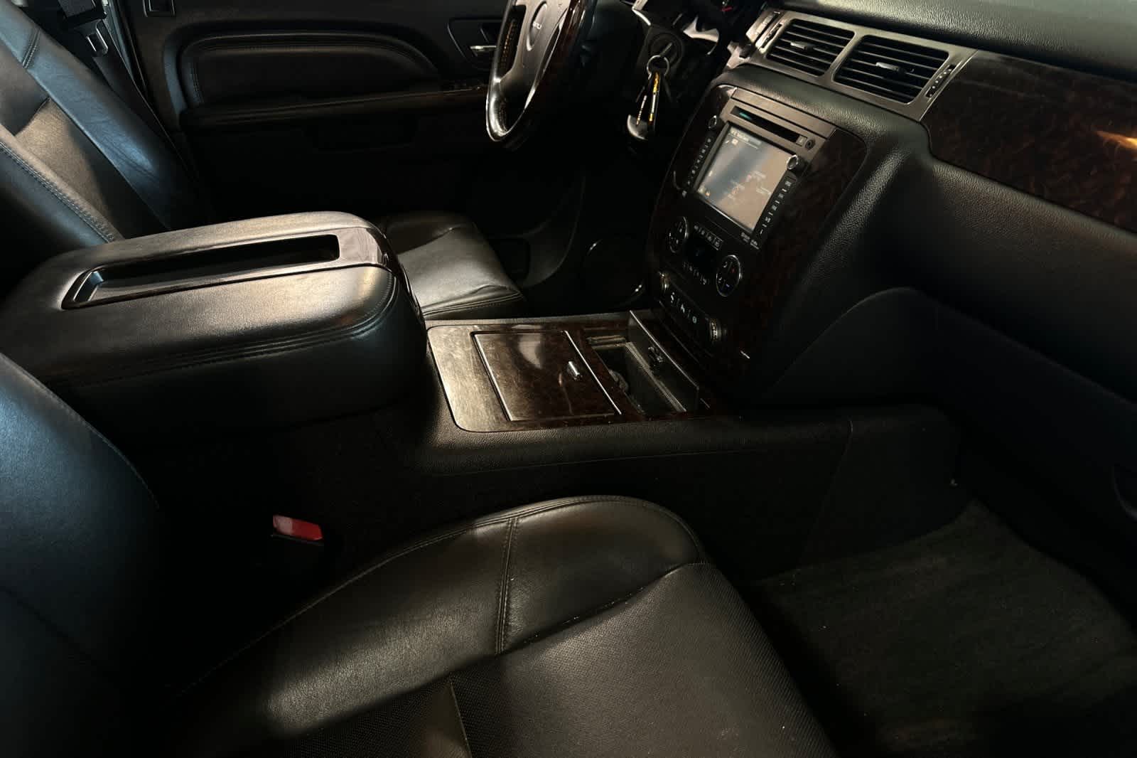 Thumbnail: 2013 GMC Sierra 3500 - 19