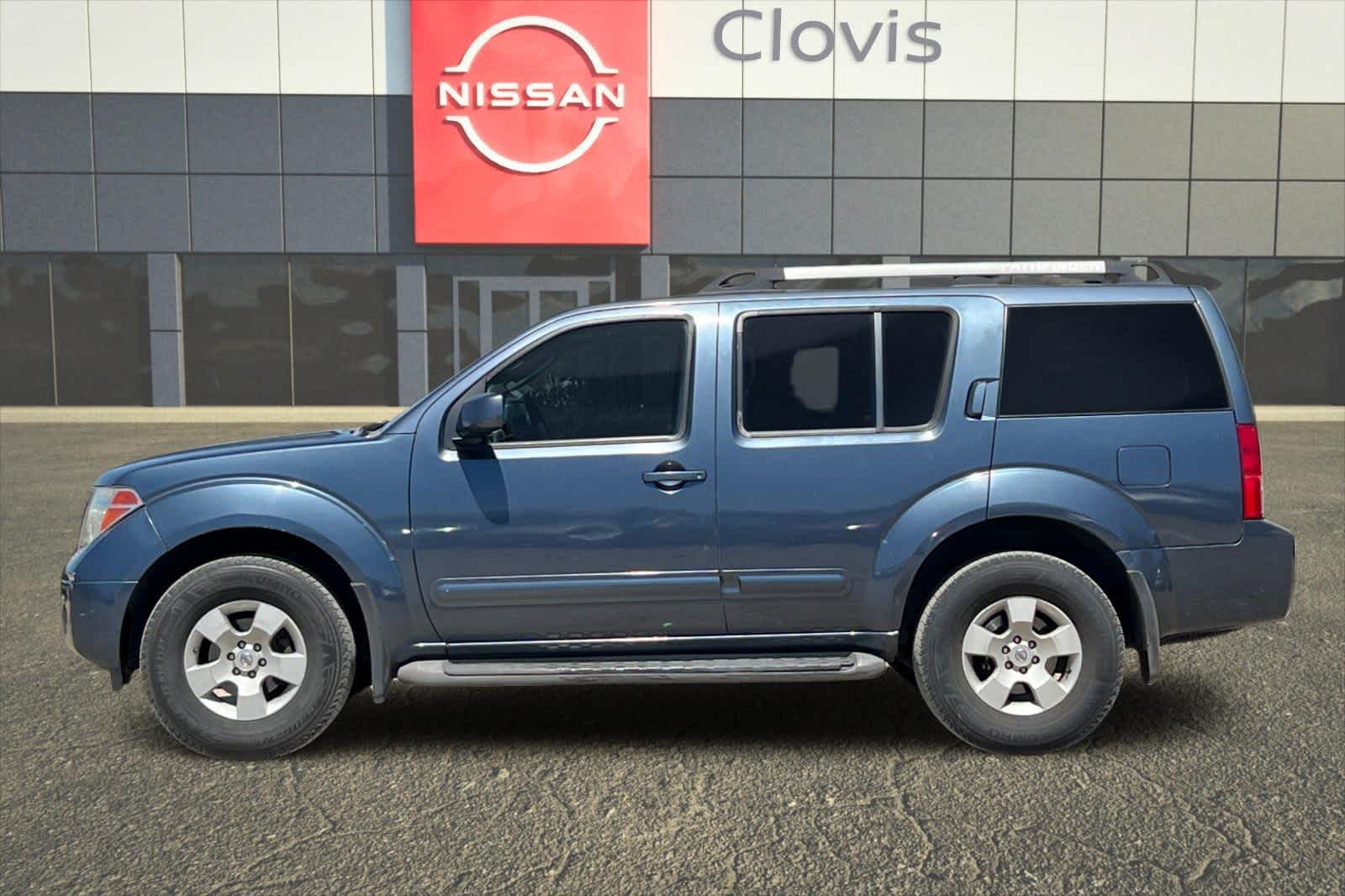 Thumbnail: 2006 Nissan Pathfinder - 6