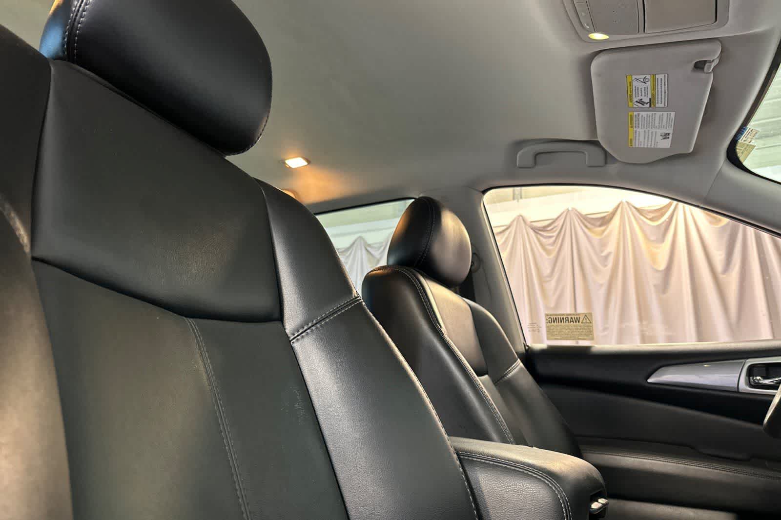 Thumbnail: 2020 Nissan Pathfinder - 20