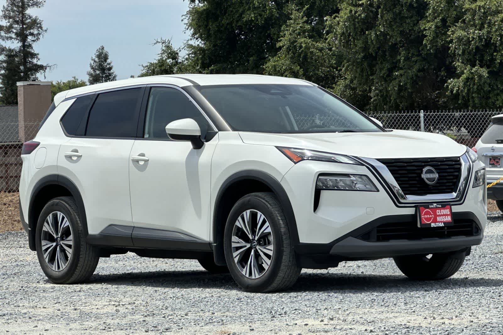 Thumbnail: 2023 Nissan Rogue - 10