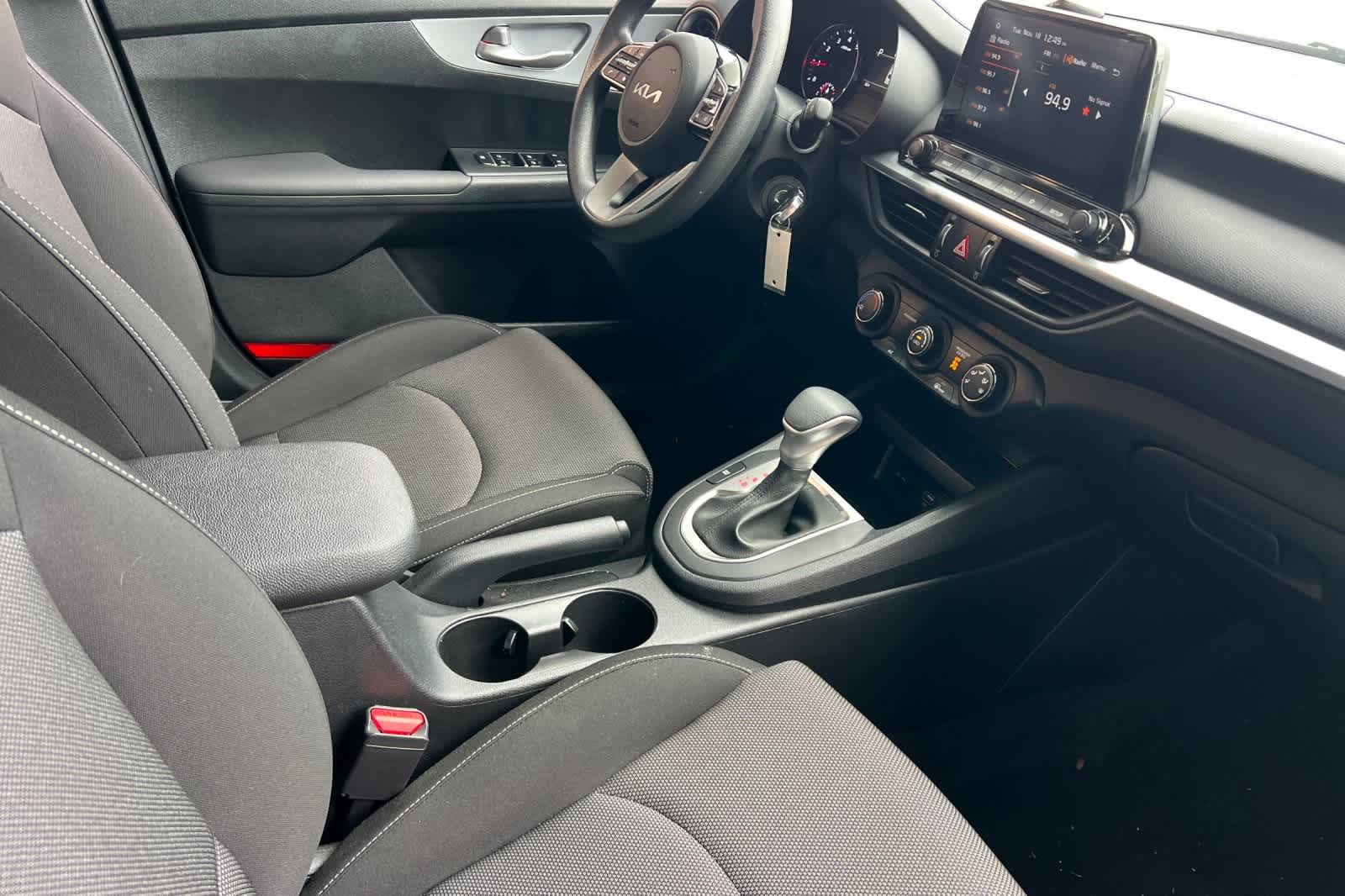 Thumbnail: 2024 Kia Forte - 16