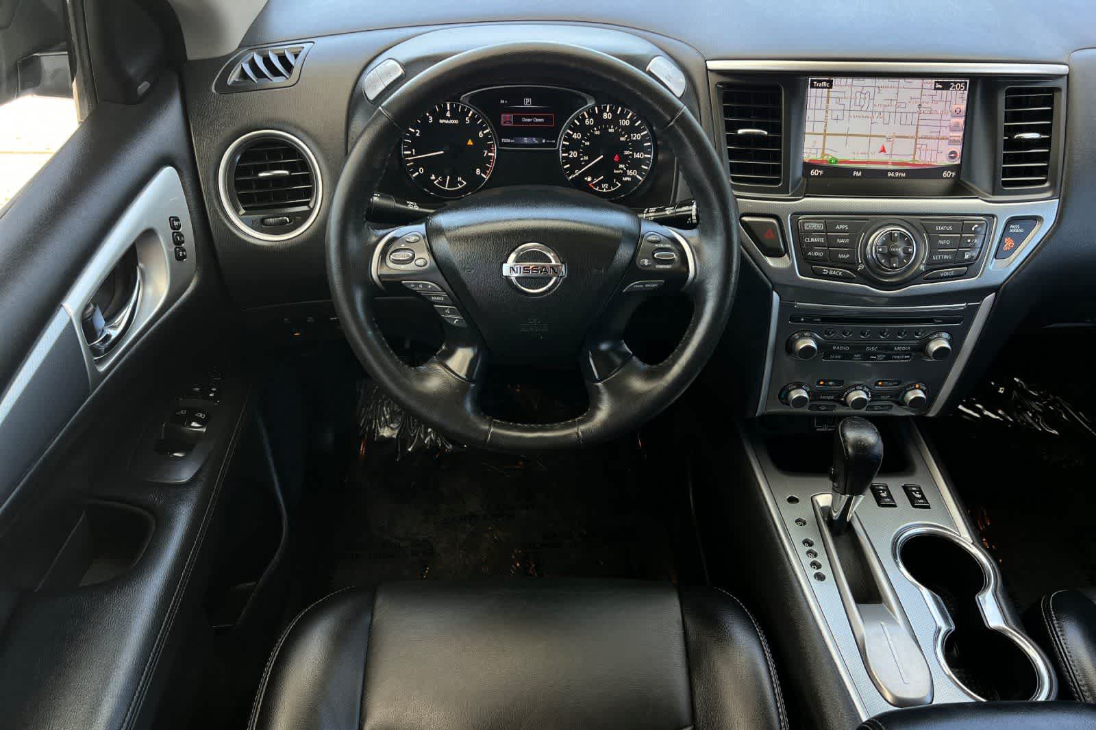 Thumbnail: 2020 Nissan Pathfinder - 15
