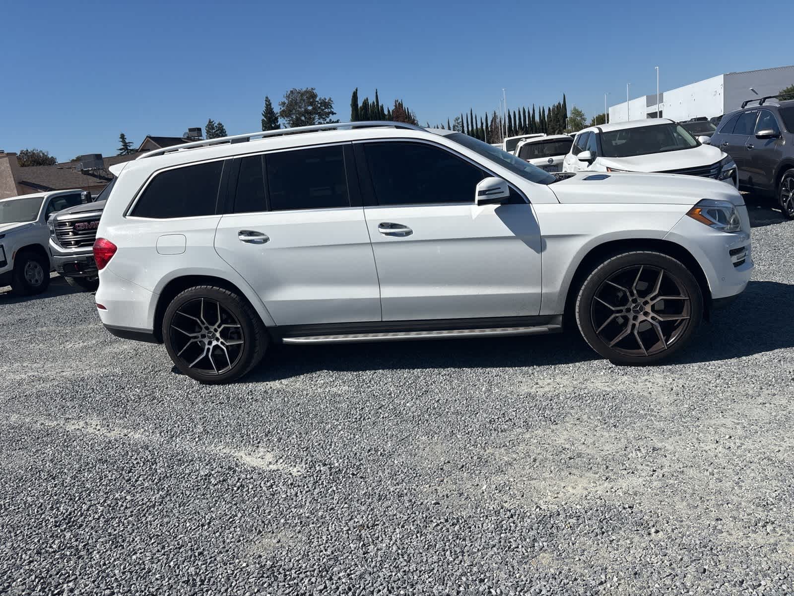 Thumbnail: 2016 Mercedes-Benz GL-Class - 8