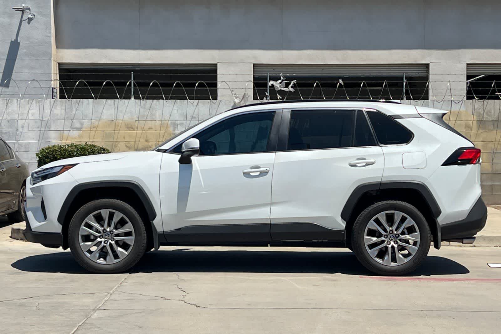 Thumbnail: 2023 Toyota RAV4 - 6