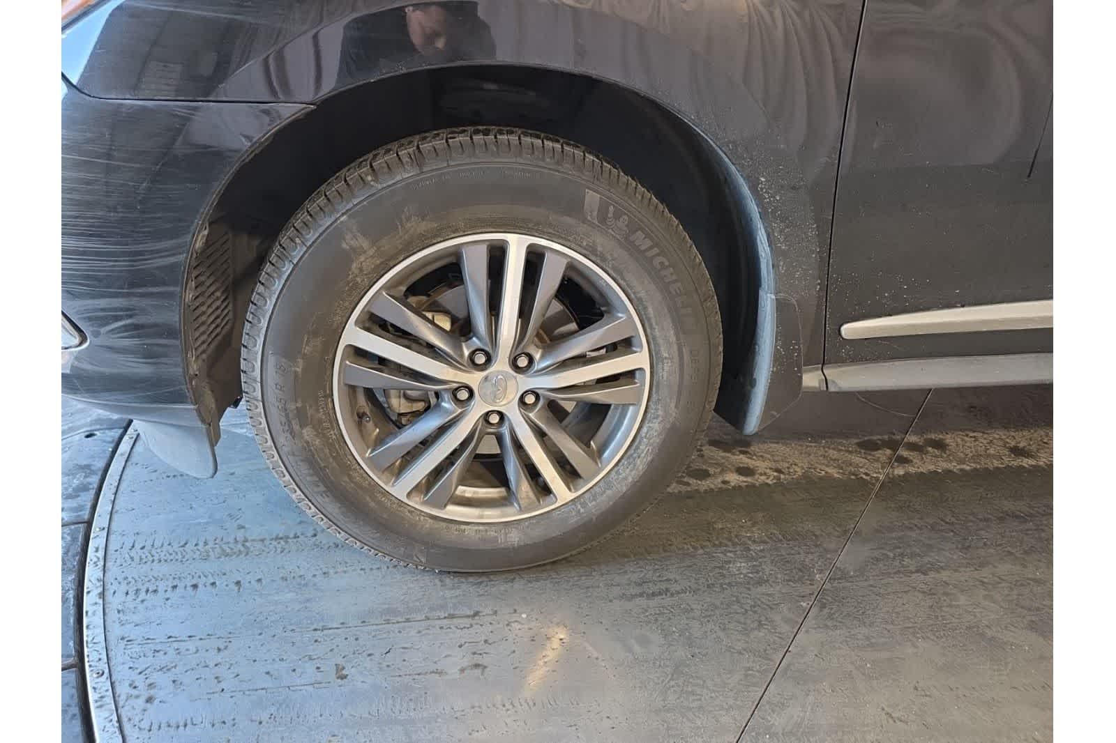 Thumbnail: 2020 INFINITI QX60 - 3