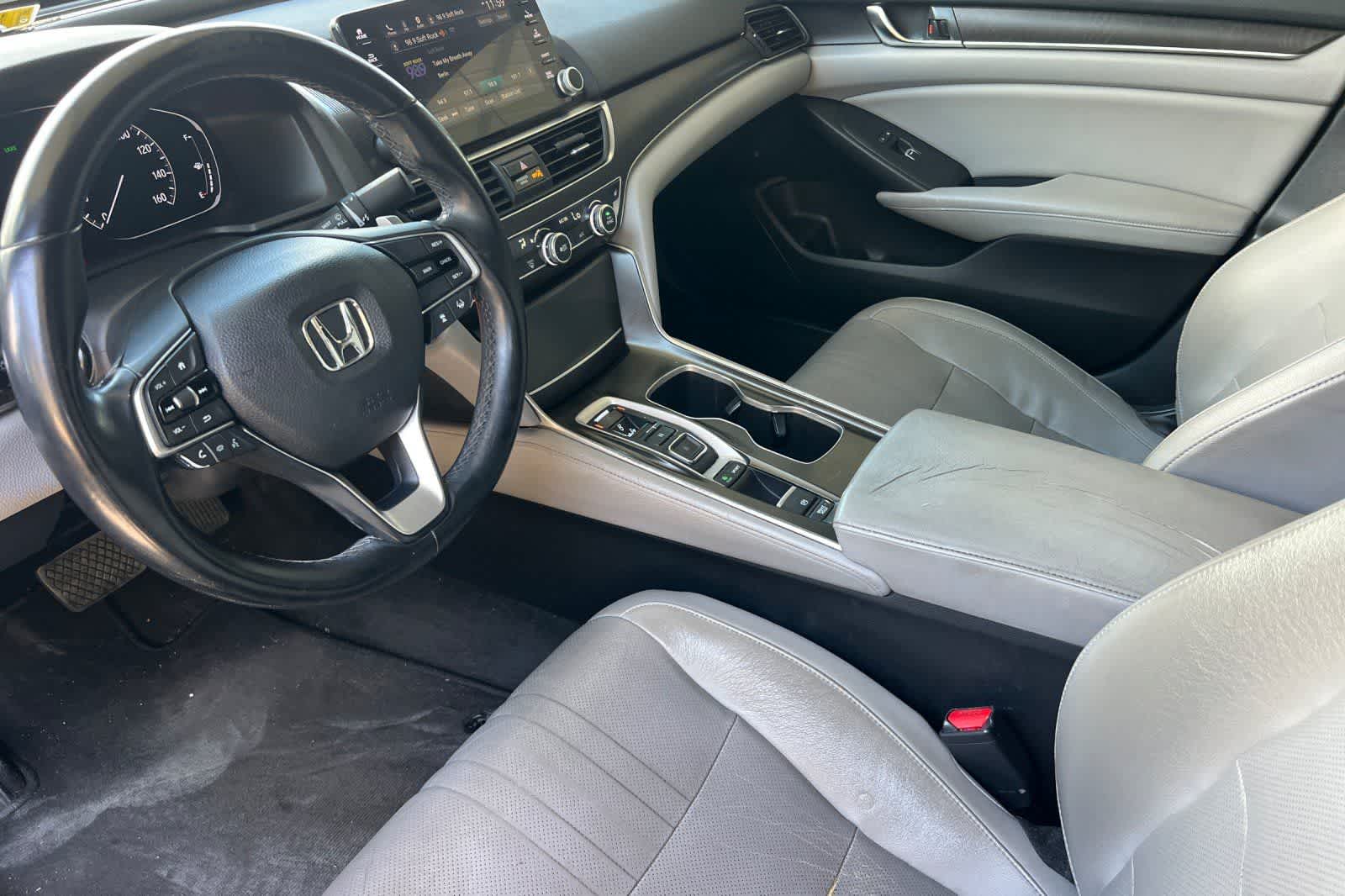Thumbnail: 2018 Honda Accord - 14