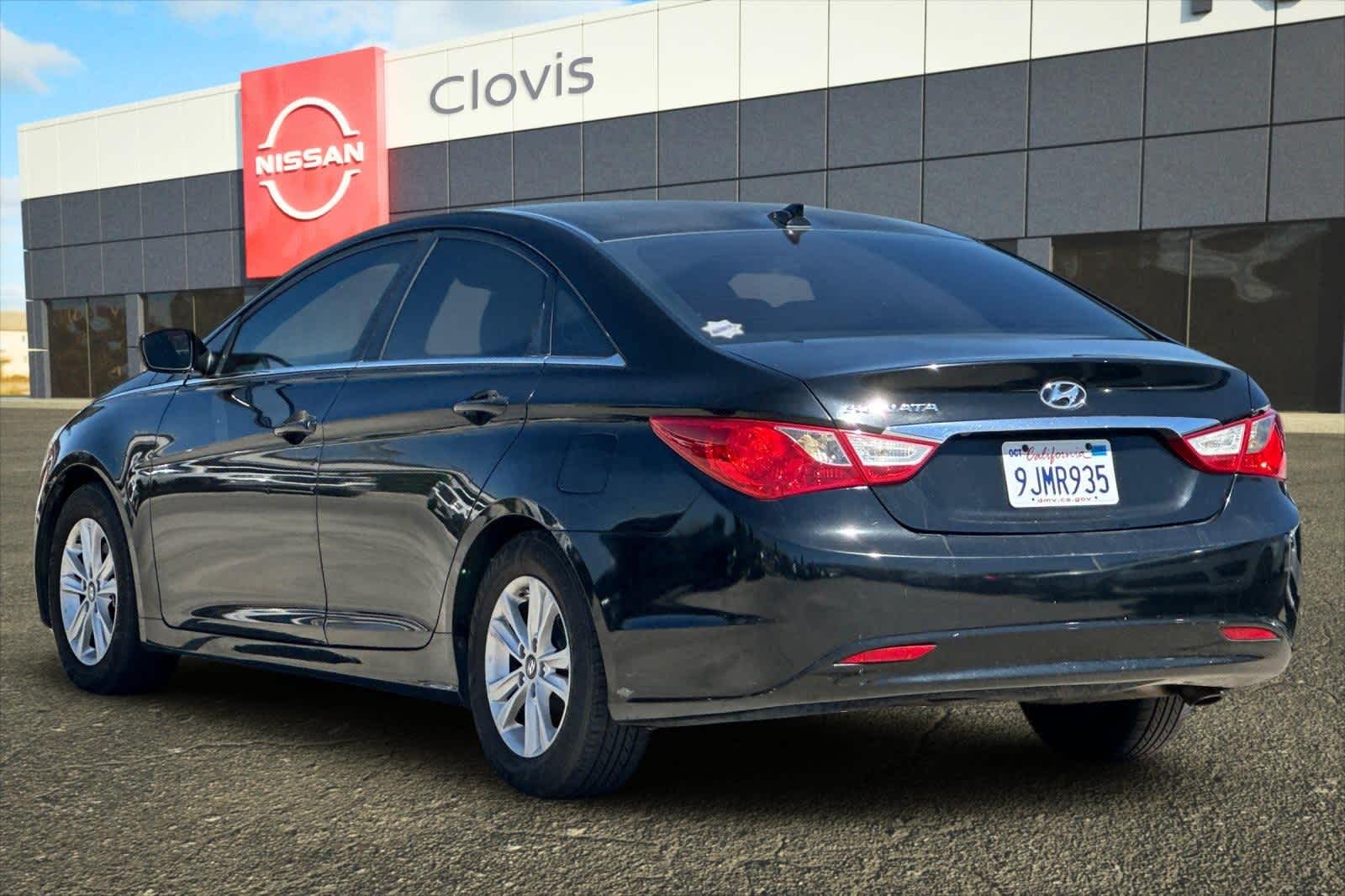 Thumbnail: 2012 Hyundai Sonata - 6