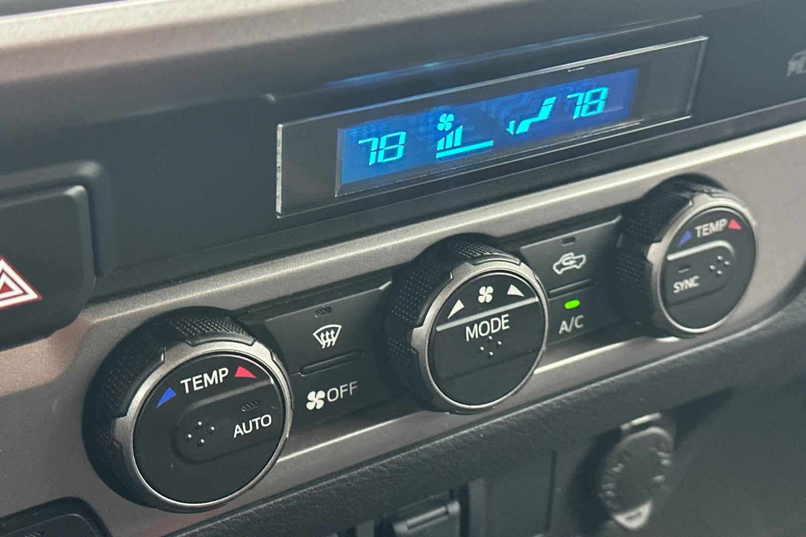 Thumbnail: 2023 Toyota Tacoma - 20