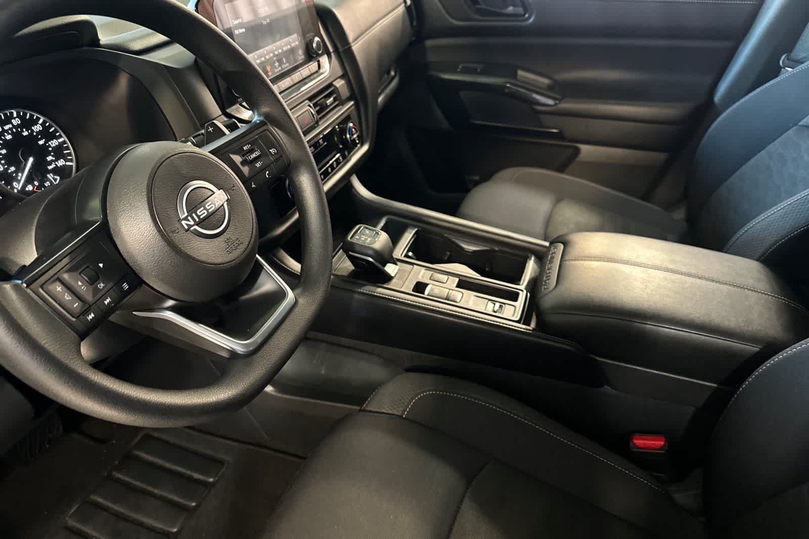 Thumbnail: 2025 Nissan Pathfinder - 14