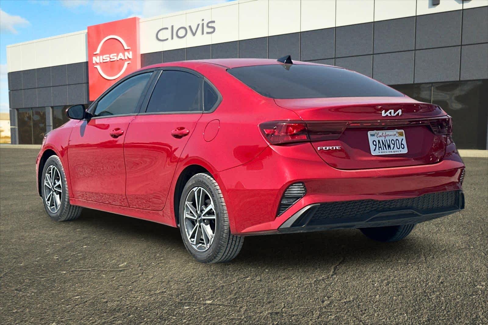 Thumbnail: 2022 Kia Forte - 7