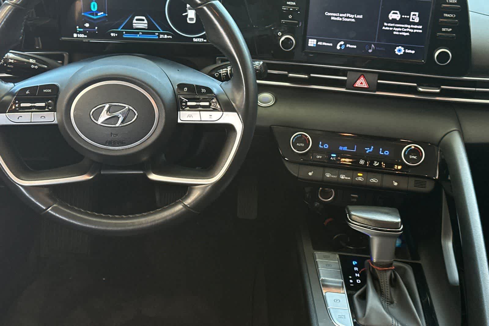 Thumbnail: 2022 Hyundai Elantra - 16