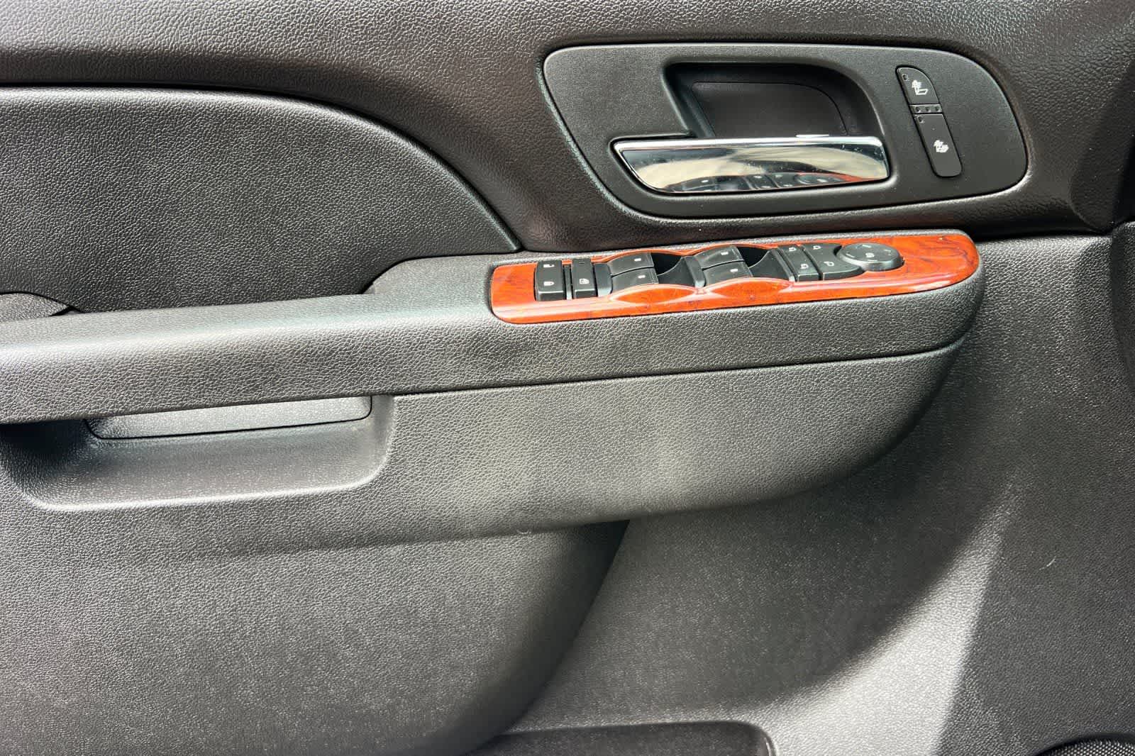 Thumbnail: 2012 Chevrolet Avalanche 1500 - 13