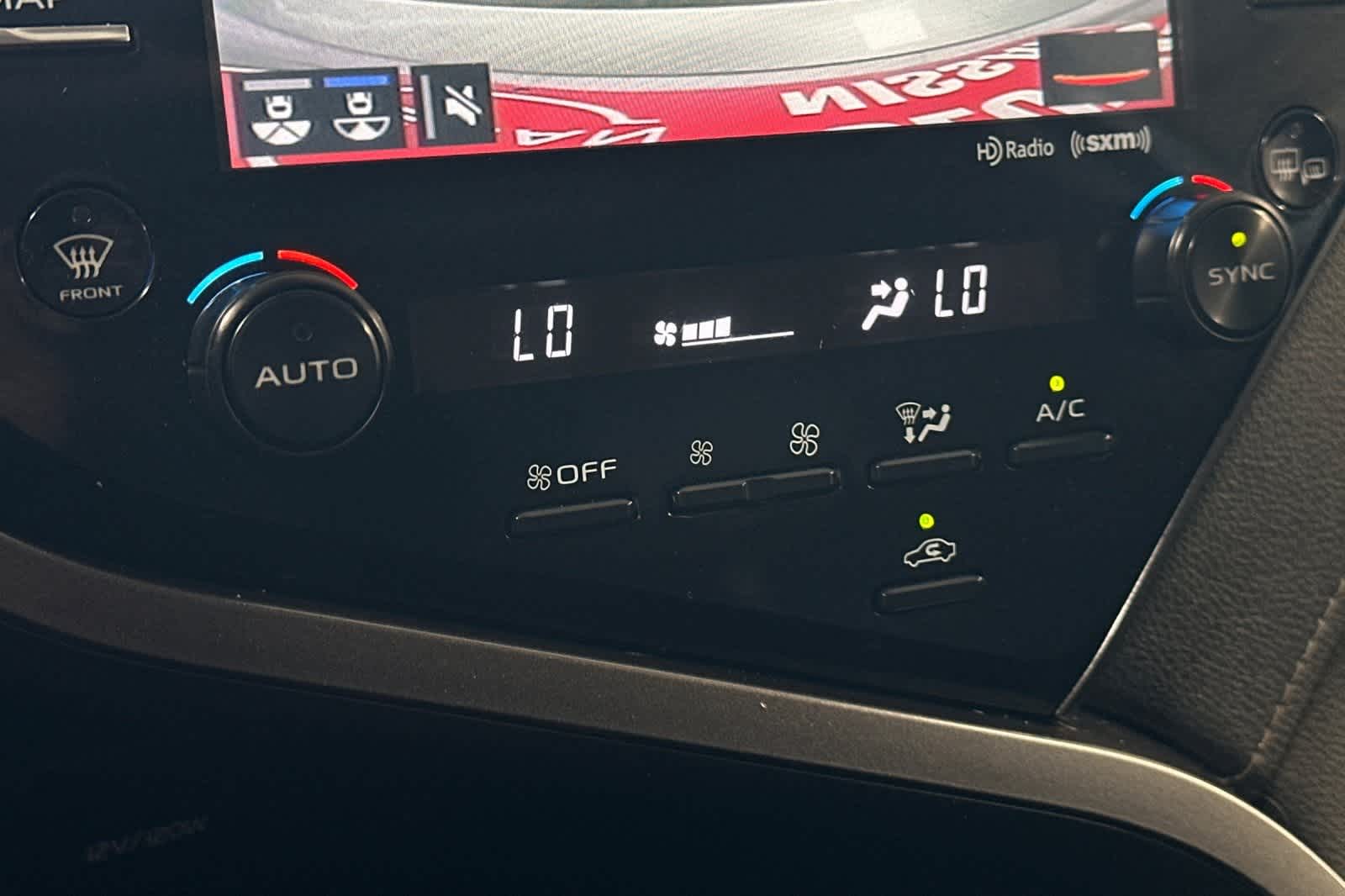 Thumbnail: 2020 Toyota Camry - 22