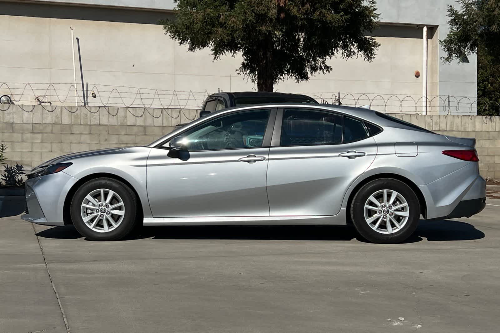 Thumbnail: 2025 Toyota Camry - 6