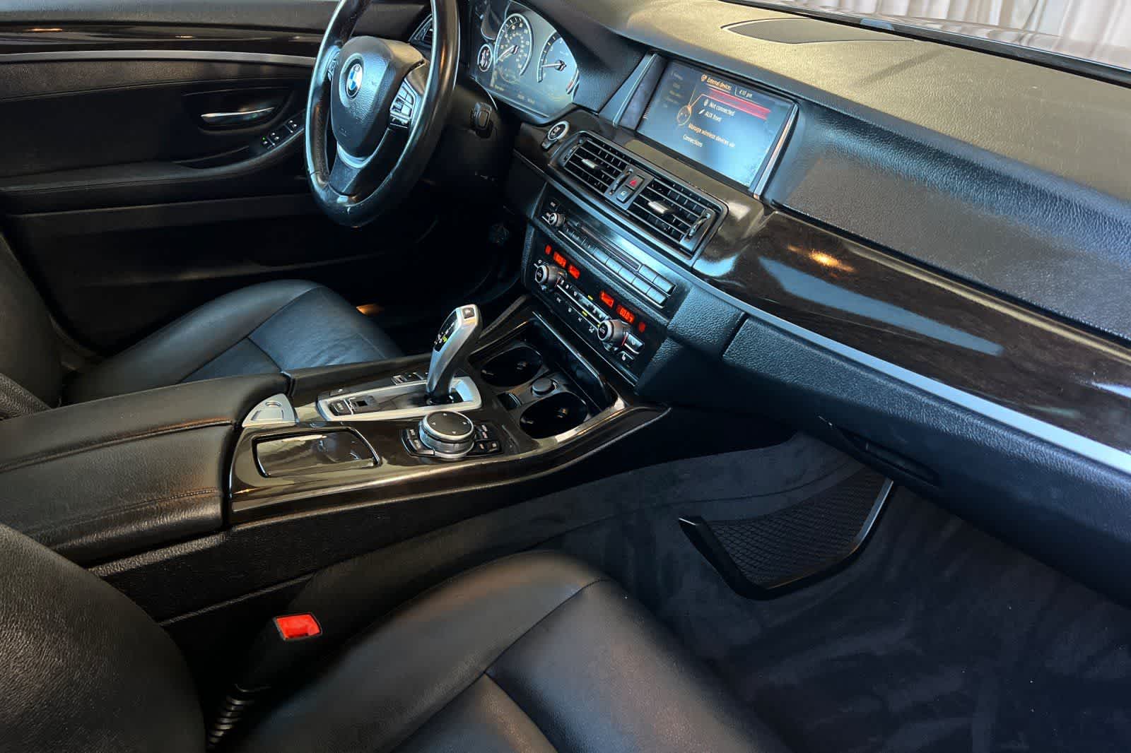 Thumbnail: 2015 BMW 5 Series - 18