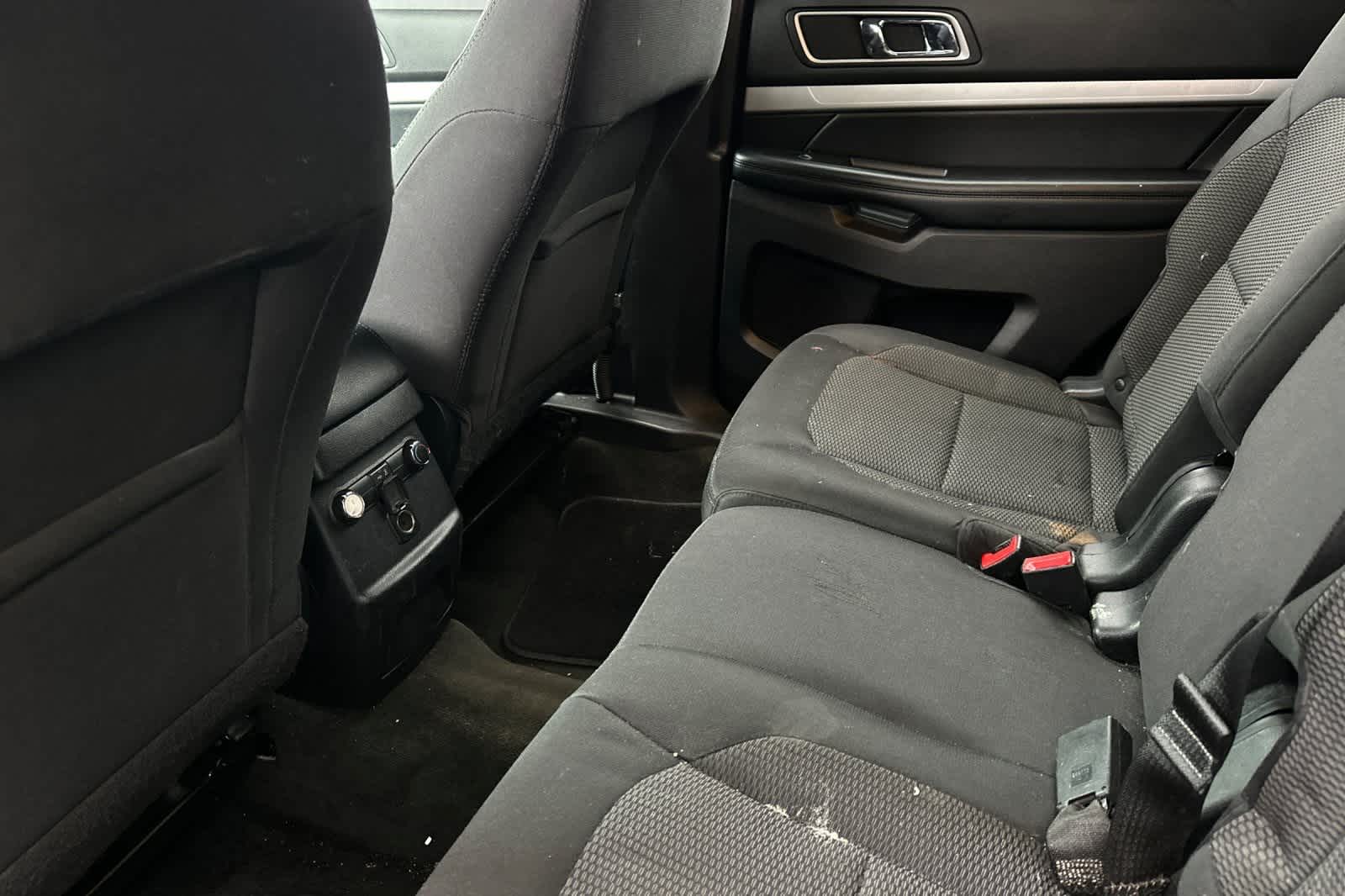 Thumbnail: 2017 Ford Explorer - 5