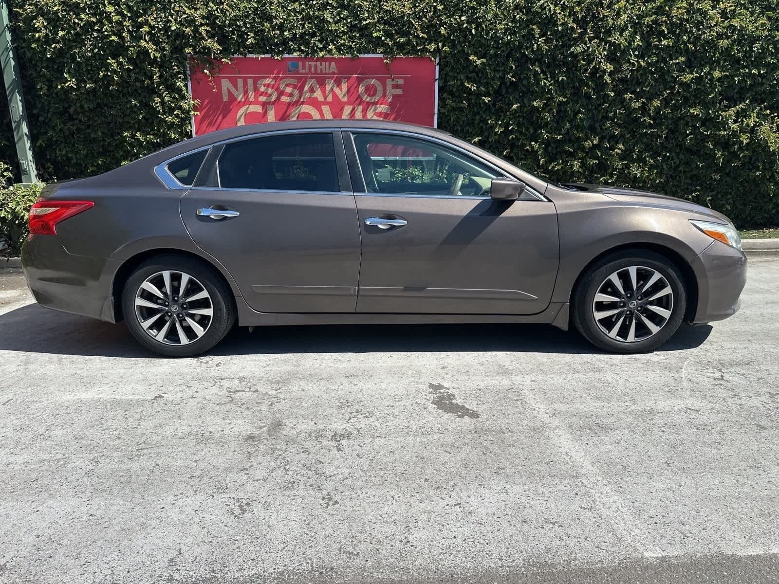 2016 Nissan Altima SV 7
