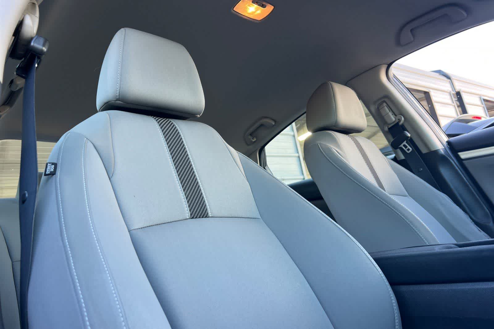 Thumbnail: 2016 Honda Civic - 18