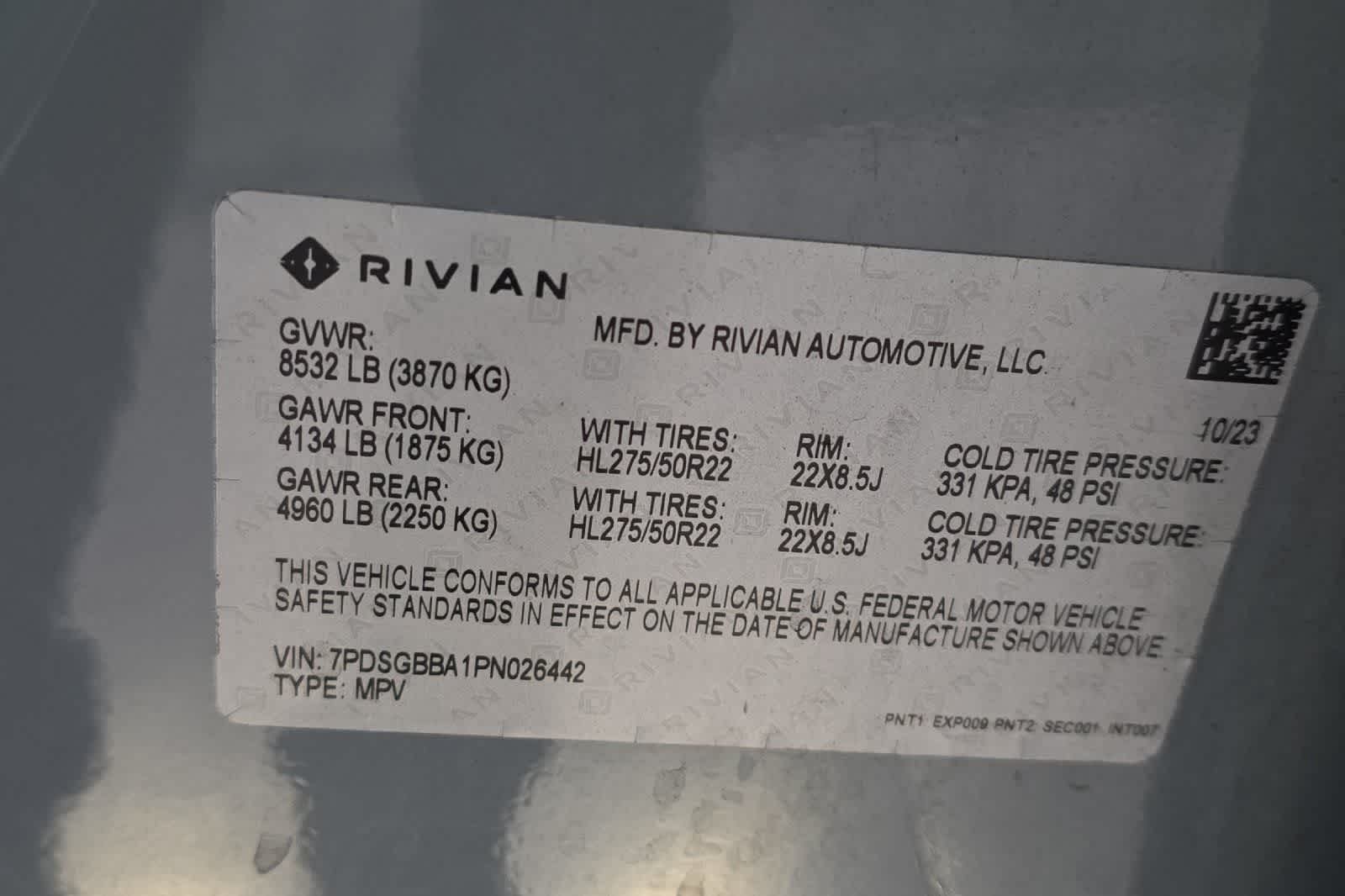 Thumbnail: 2023 Rivian R1S - 26