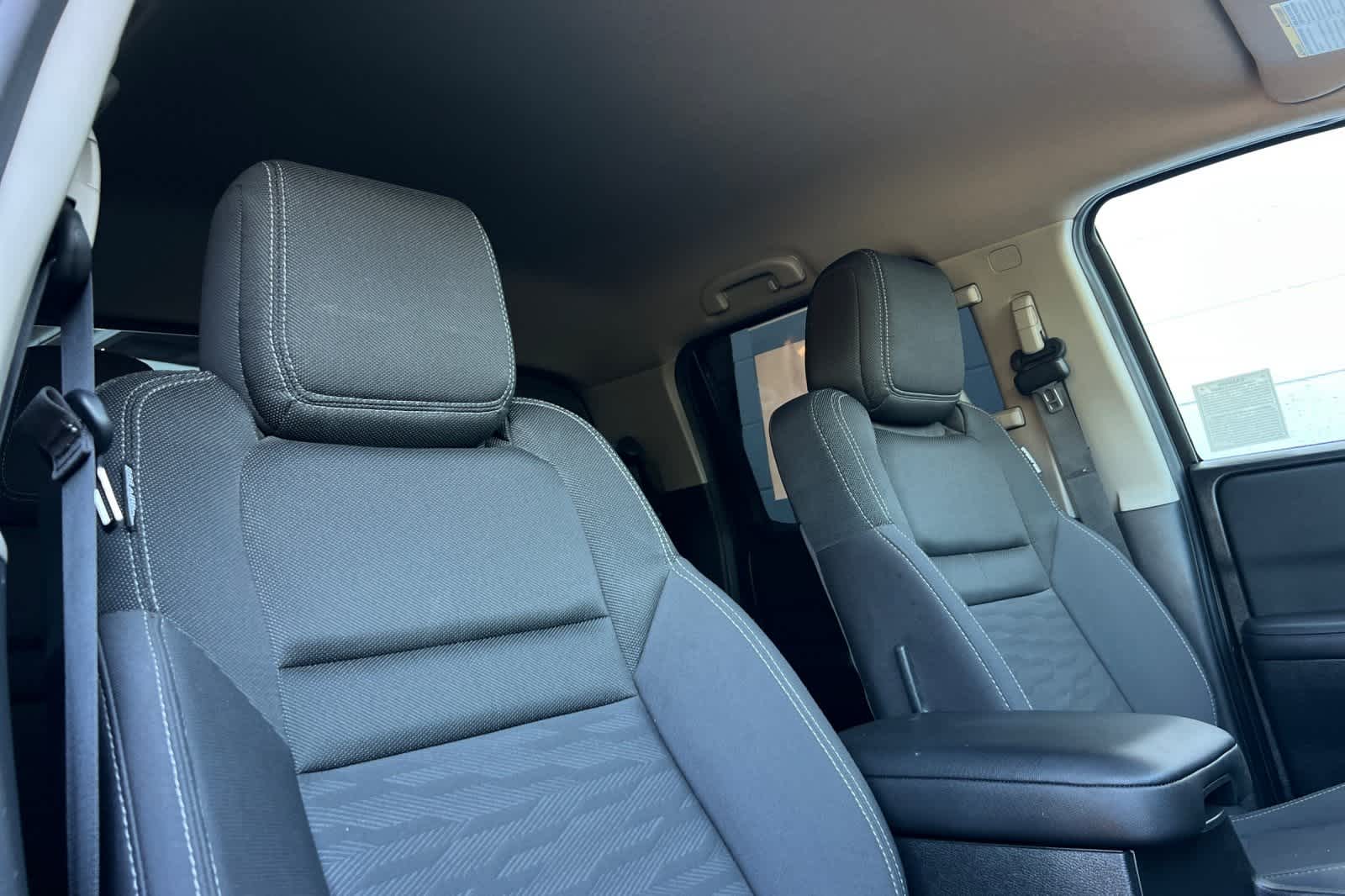 Thumbnail: 2024 Nissan Frontier - 18