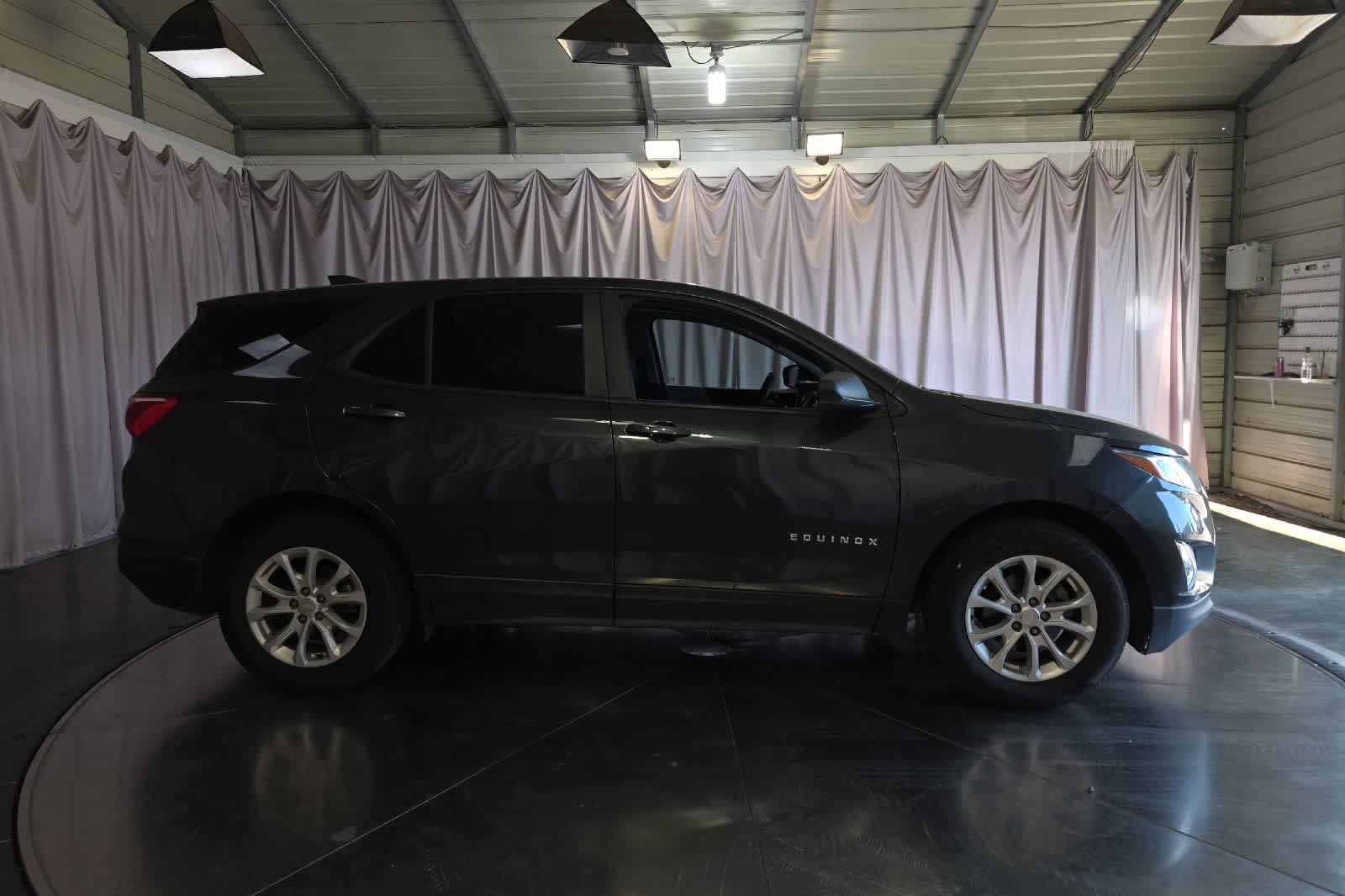 Thumbnail: 2020 Chevrolet Equinox - 9