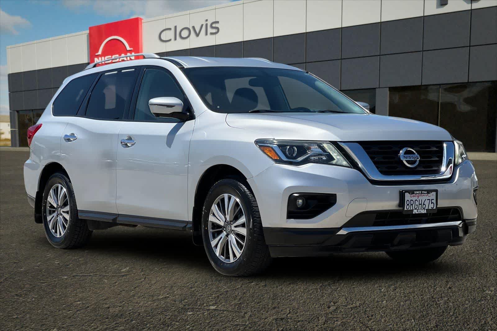 Thumbnail: 2020 Nissan Pathfinder - 9