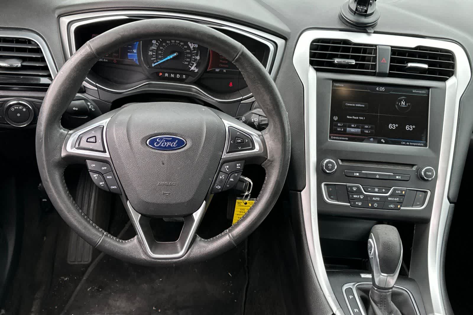 Thumbnail: 2016 Ford Fusion - 16