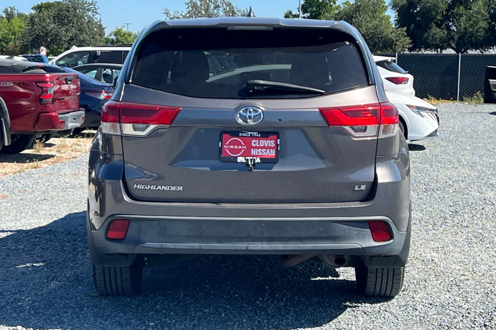 Thumbnail: 2018 Toyota Highlander - 8