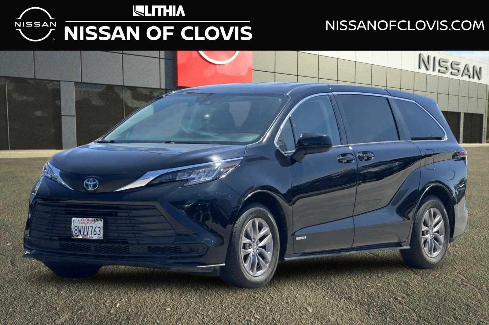 Thumbnail: 2021 Toyota Sienna - 1