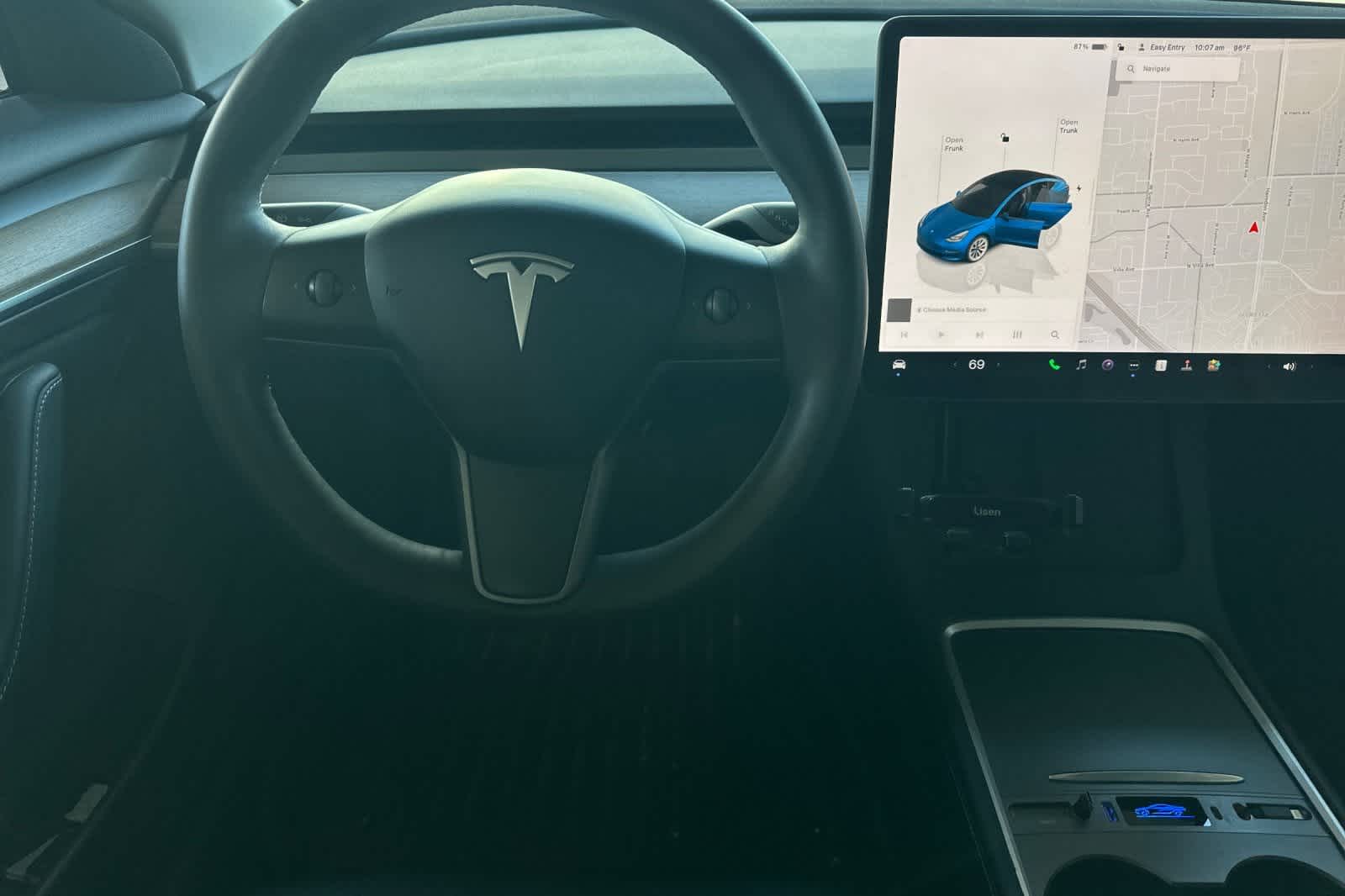 Thumbnail: 2023 Tesla Model 3 - 17
