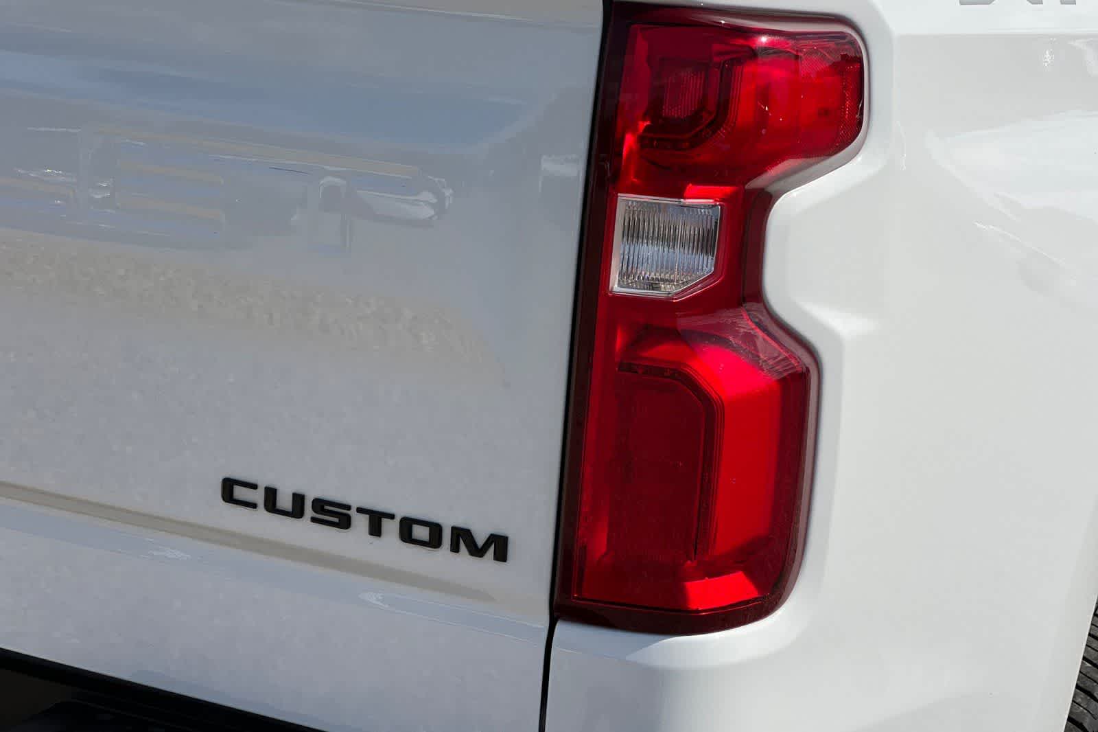 Thumbnail: 2021 Chevrolet Silverado 1500 - 33