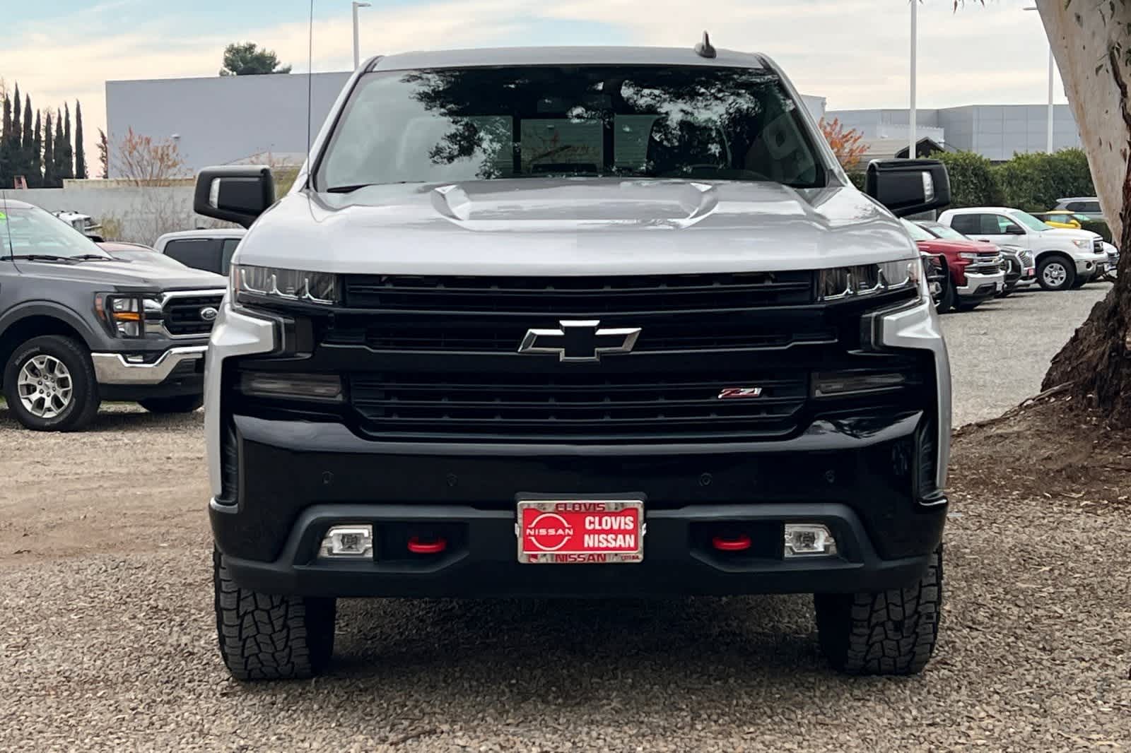 Thumbnail: 2021 Chevrolet Silverado 1500 - 11