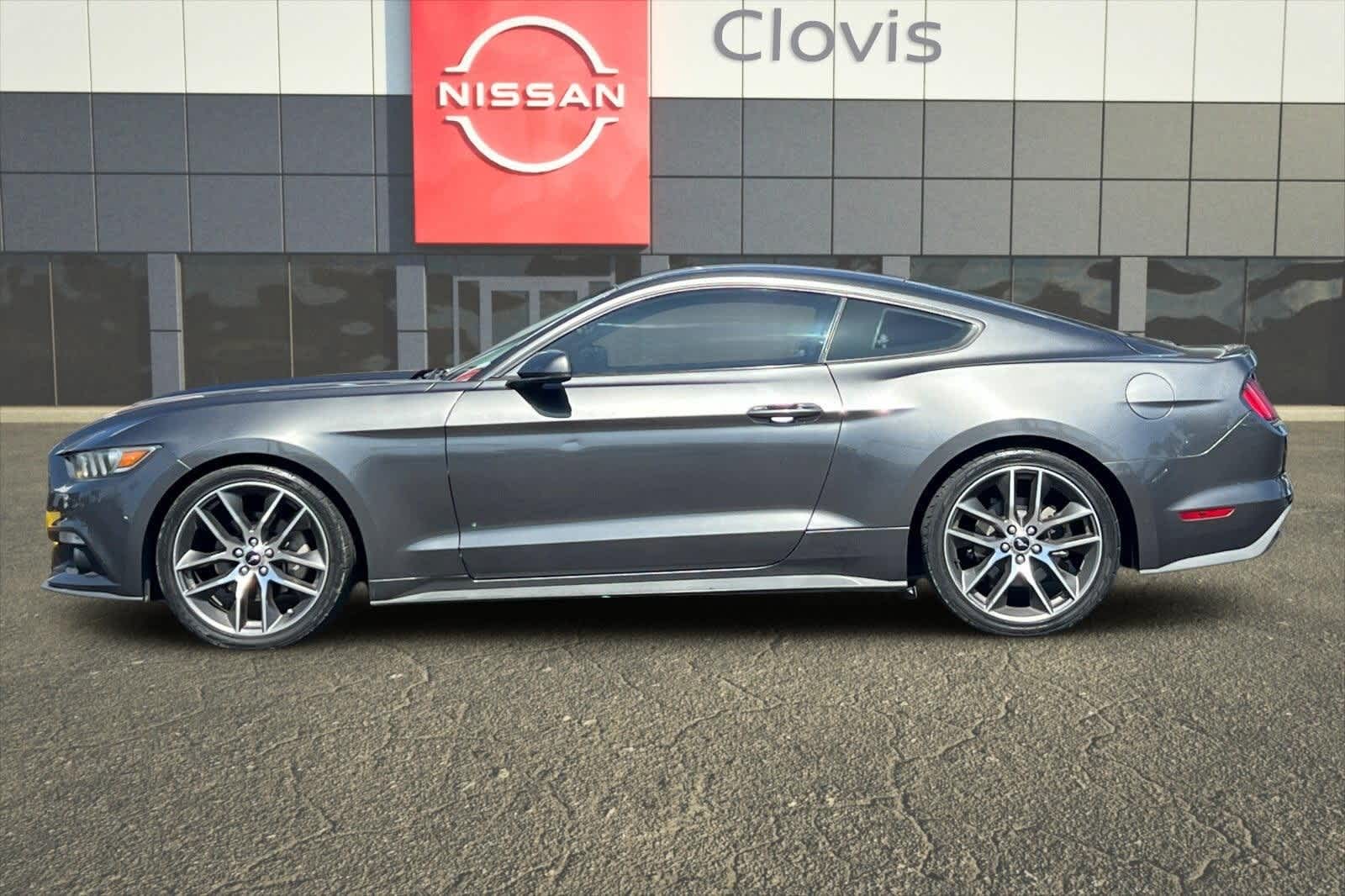 2015 Ford Mustang  8