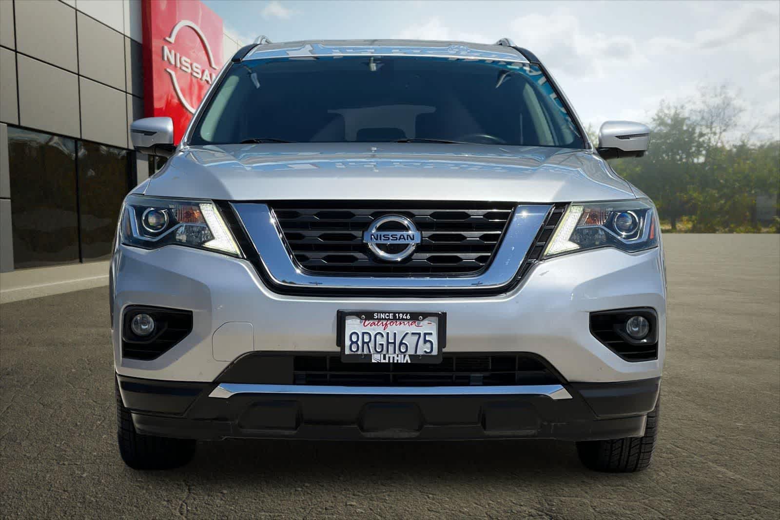 Thumbnail: 2020 Nissan Pathfinder - 10