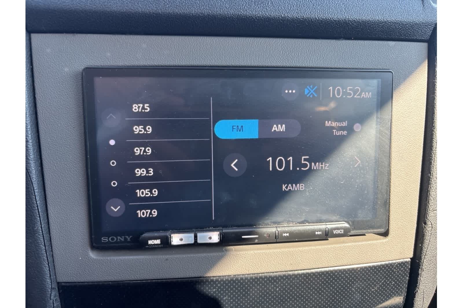 Thumbnail: 2011 Nissan Maxima - 16