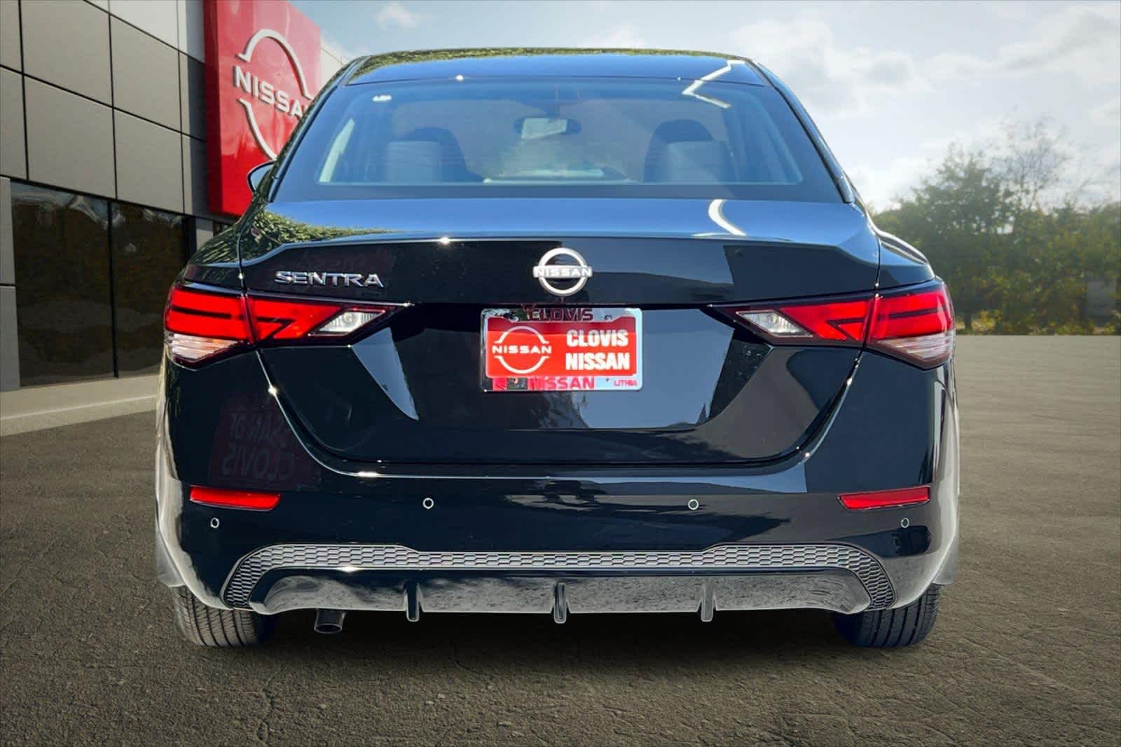 Thumbnail: 2025 Nissan Sentra - 8