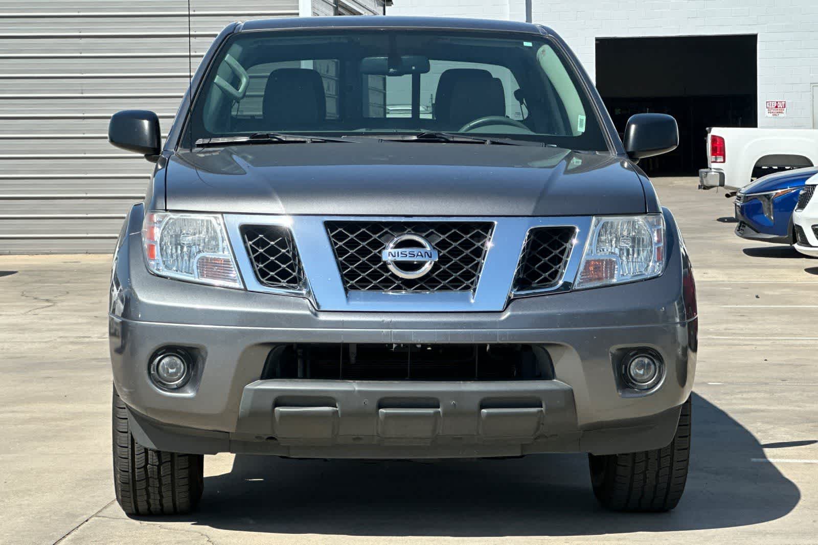 Thumbnail: 2020 Nissan Frontier - 11