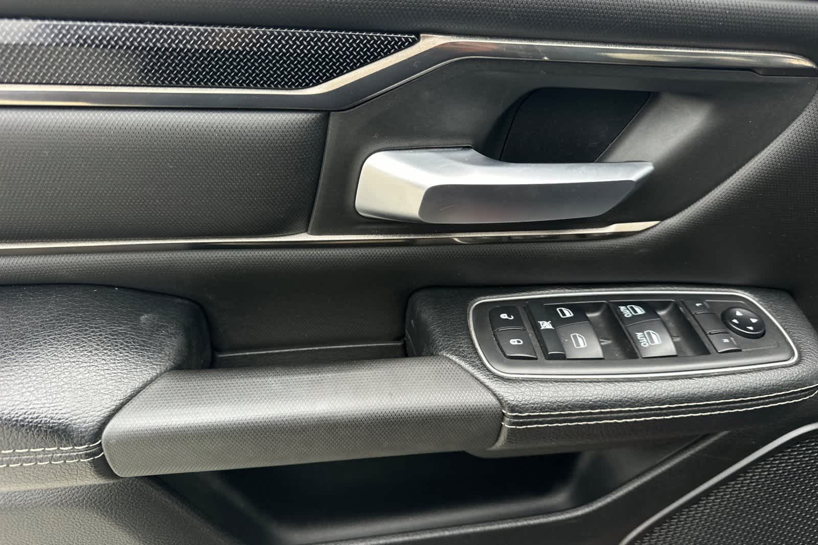 Thumbnail: 2019 RAM 1500 - 13